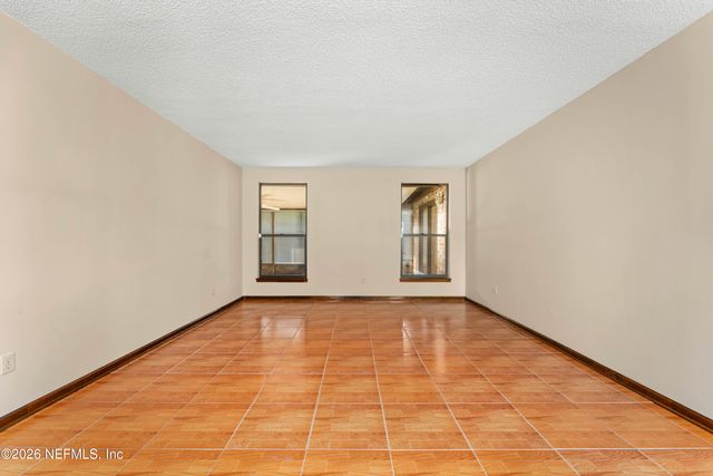 526 SAMUEL HUNTINGTON Street, Orange Park, FL 32073