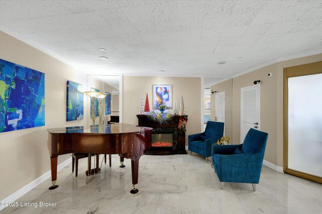 5100 U.S. Hwy 42 222, Louisville, KY 40241