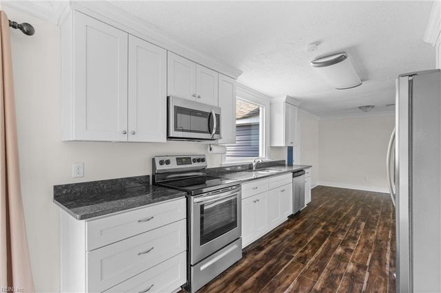 311 Harris Creek RD, Hampton, VA 23669