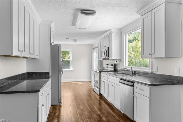 311 Harris Creek RD, Hampton, VA 23669
