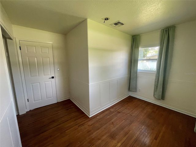 4704 NE 20TH AVENUE, Ocala, FL 34479