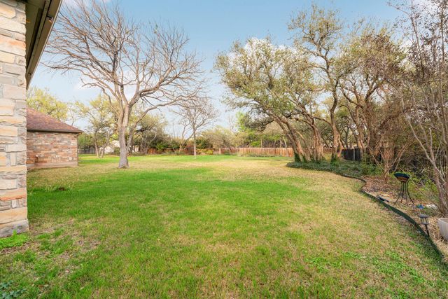 301 Goldridge DR, Georgetown, TX 78633