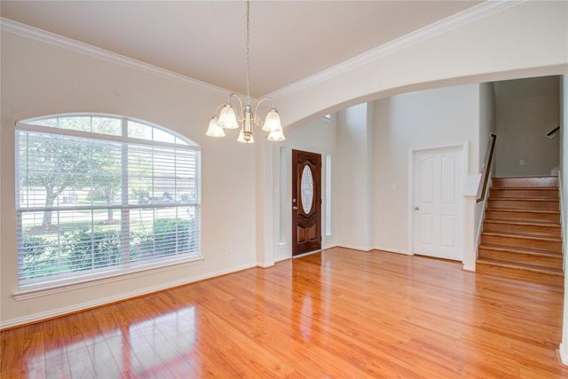 114 Northbay Court, Dickinson, TX 77539