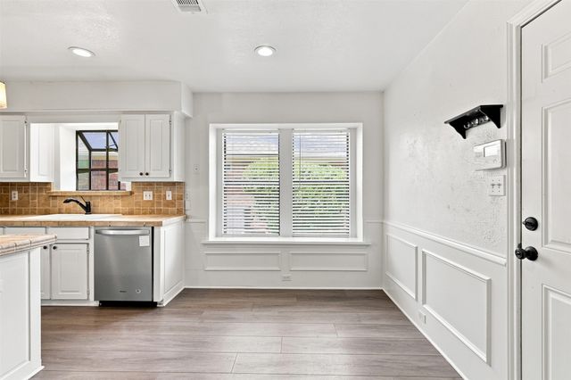 3802 Cromwell Drive, Carrollton, TX 75007