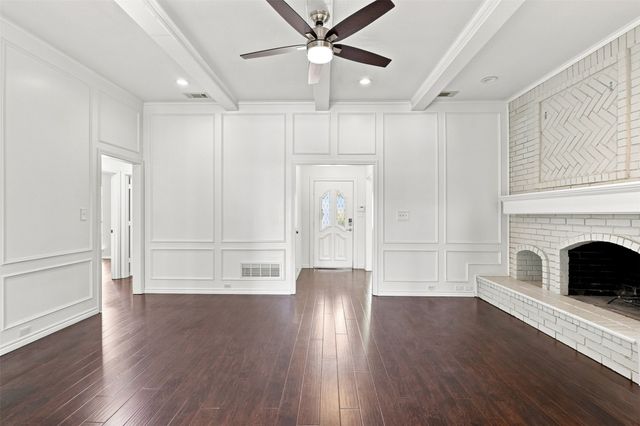 3802 Cromwell Drive, Carrollton, TX 75007