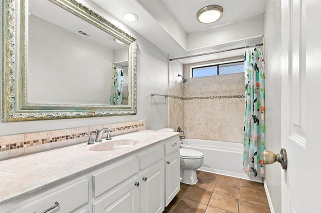 3802 Cromwell Drive, Carrollton, TX 75007