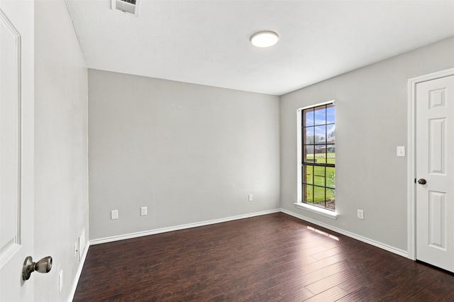 3802 Cromwell Drive, Carrollton, TX 75007