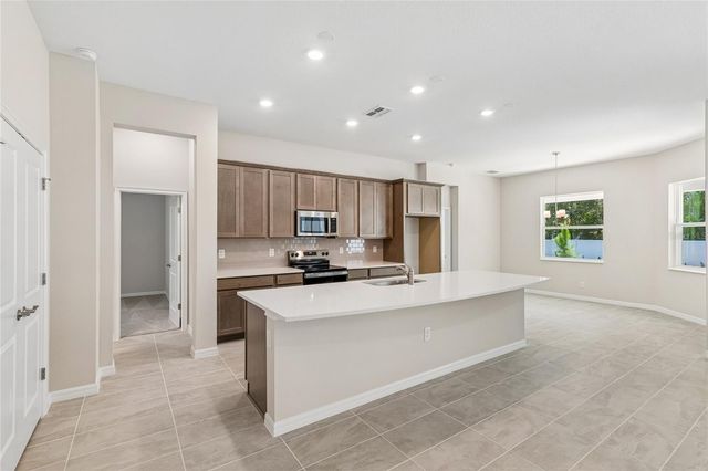 12610 KELLY ANN LOOP, Brooksville, FL 34613