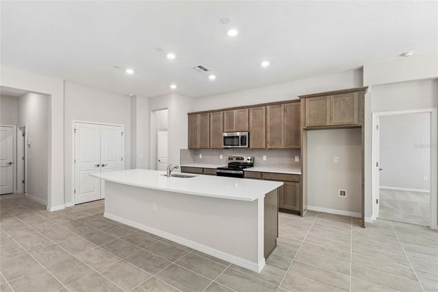 12610 KELLY ANN LOOP, Brooksville, FL 34613