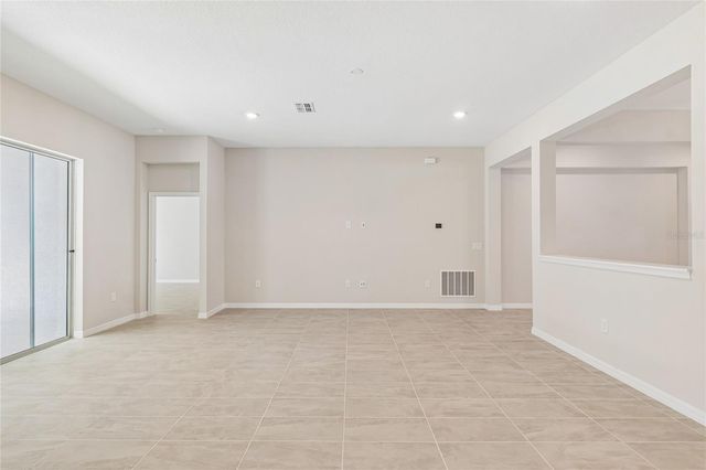 12610 KELLY ANN LOOP, Brooksville, FL 34613