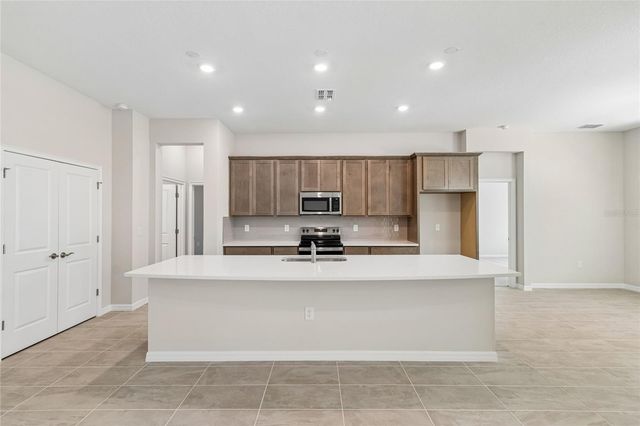 12610 KELLY ANN LOOP, Brooksville, FL 34613