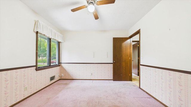 2230 Urbandale Lane N, Plymouth, MN 55447