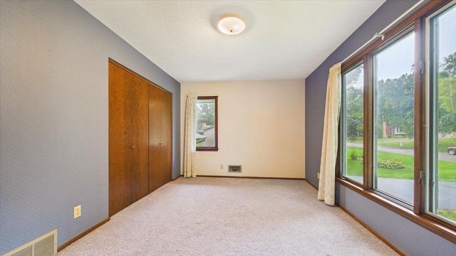2230 Urbandale Lane N, Plymouth, MN 55447