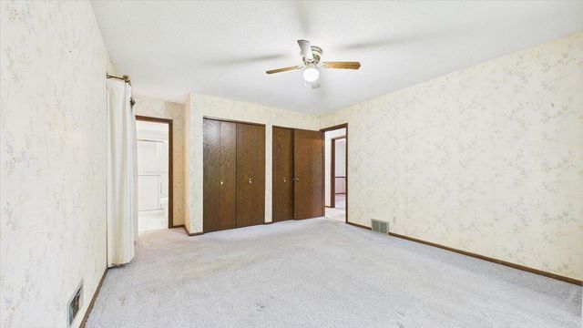 2230 Urbandale Lane N, Plymouth, MN 55447