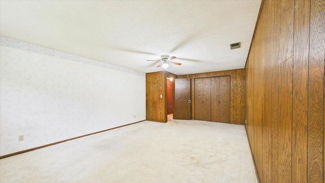 2230 Urbandale Lane N, Plymouth, MN 55447