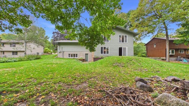 2230 Urbandale Lane N, Plymouth, MN 55447