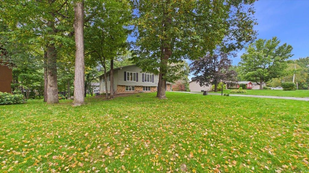 2230 Urbandale Lane N, Plymouth, MN 55447 — photo 4