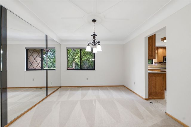 1593 Woodland Trail, Beavercreek Twp, OH 45385