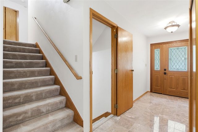 1593 Woodland Trail, Beavercreek Twp, OH 45385