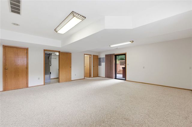 1593 Woodland Trail, Beavercreek Twp, OH 45385