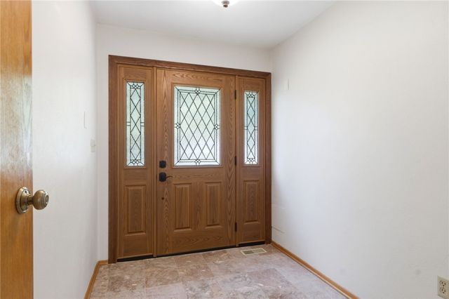 1593 Woodland Trail, Beavercreek Twp, OH 45385