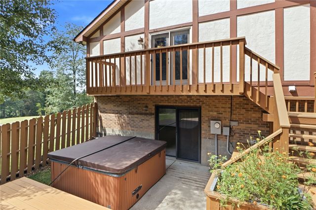1593 Woodland Trail, Beavercreek Twp, OH 45385