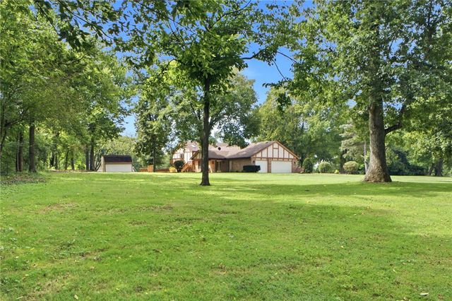 1593 Woodland Trail, Beavercreek Twp, OH 45385