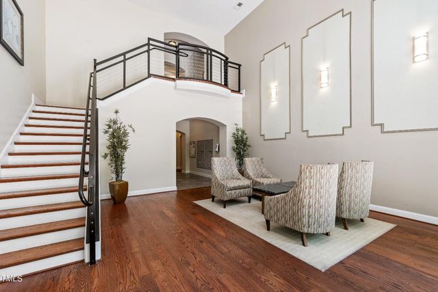 2000 Southpoint Landing Way 2204, Durham, NC 27707