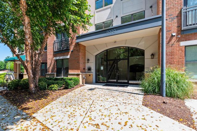 2000 Southpoint Landing Way 2204, Durham, NC 27707