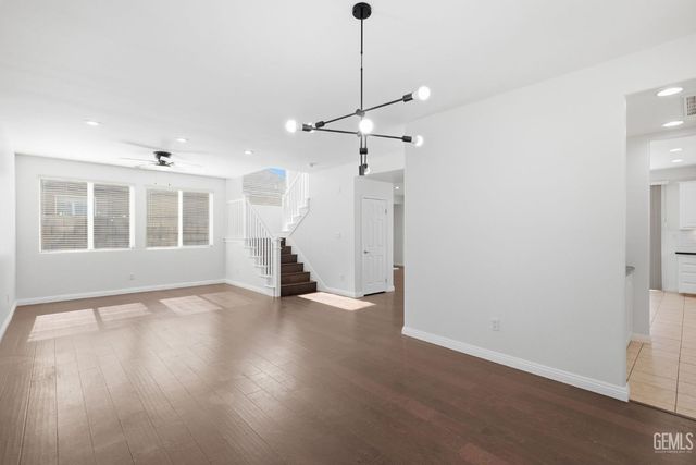 12413 Jacksonville Avenue, Bakersfield, CA 93312