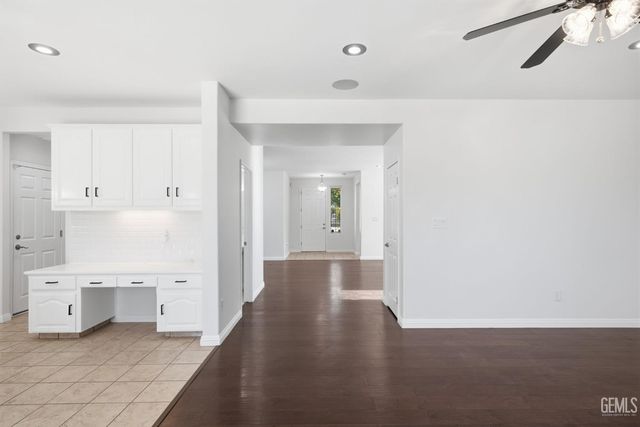 12413 Jacksonville Avenue, Bakersfield, CA 93312
