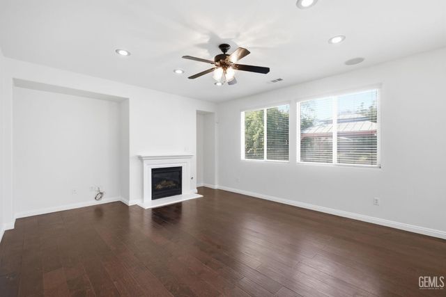 12413 Jacksonville Avenue, Bakersfield, CA 93312