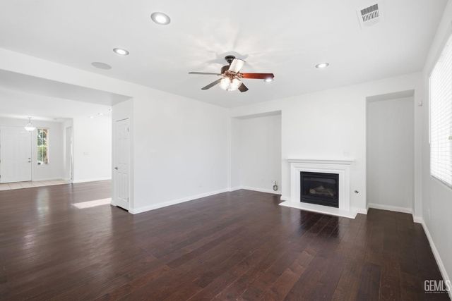 12413 Jacksonville Avenue, Bakersfield, CA 93312