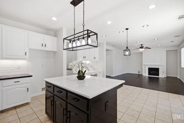 12413 Jacksonville Avenue, Bakersfield, CA 93312