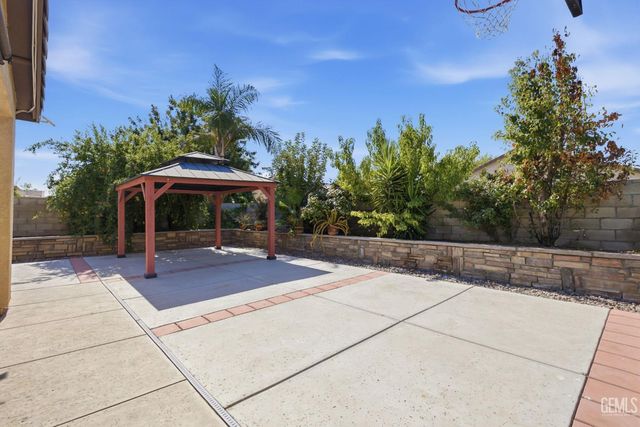 12413 Jacksonville Avenue, Bakersfield, CA 93312