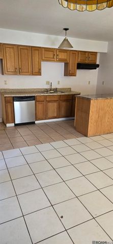 14813 Emory Road, New Orleans, LA 70128