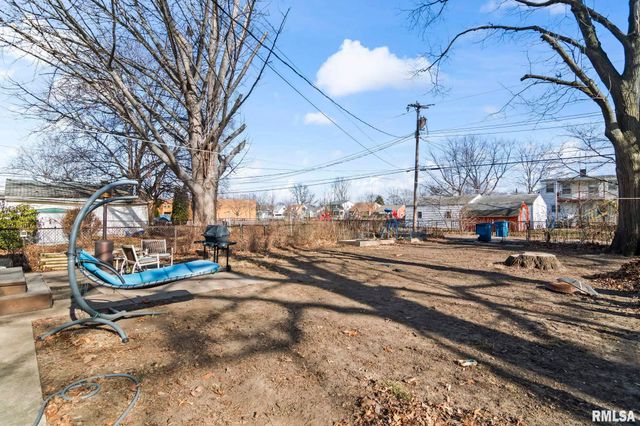 2072 N 20TH Street, Springfield, IL 62702