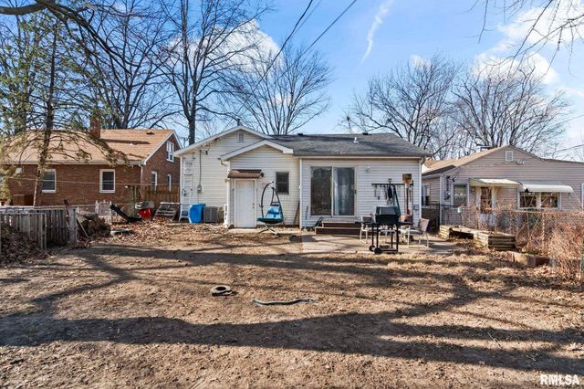 2072 N 20TH Street, Springfield, IL 62702