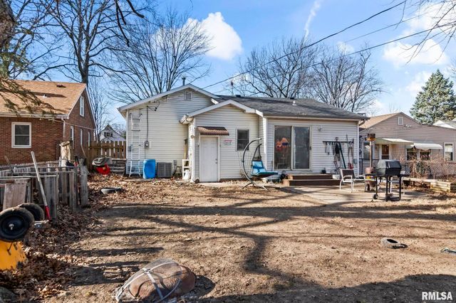 2072 N 20TH Street, Springfield, IL 62702