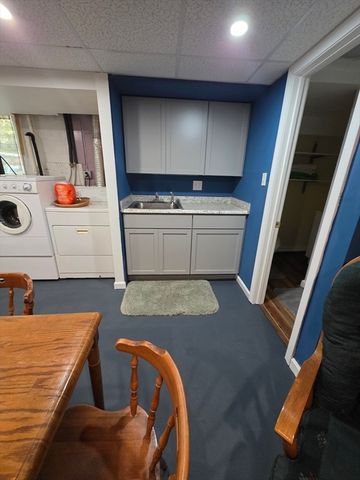13 Pond View Way, Carver, MA 02330