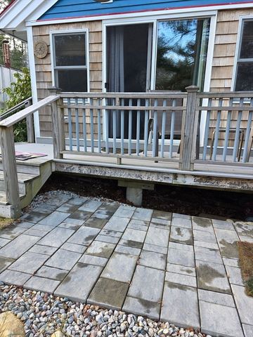 13 Pond View Way, Carver, MA 02330