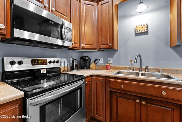 304 Hutchins Ridge Rd, Bardstown, KY 40004