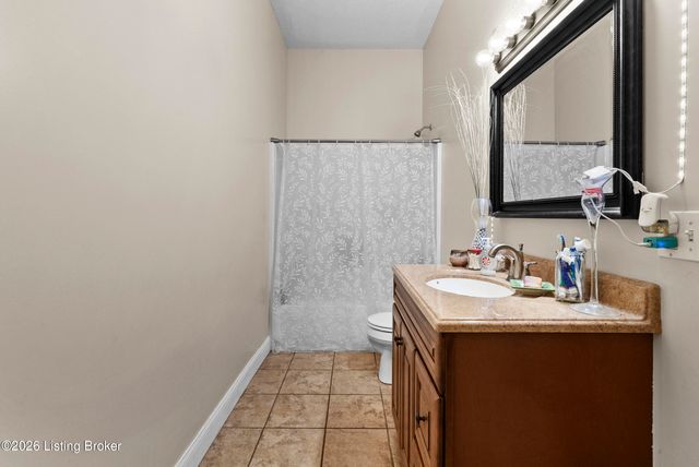 304 Hutchins Ridge Rd, Bardstown, KY 40004