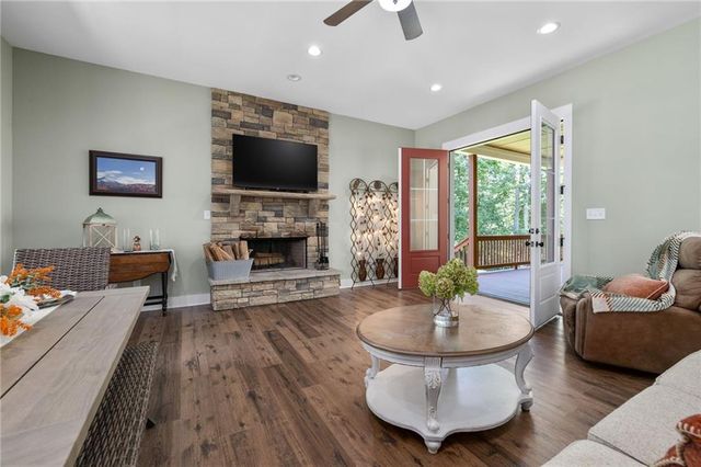 254 SPRING CREST Road, Cleveland, GA 30528