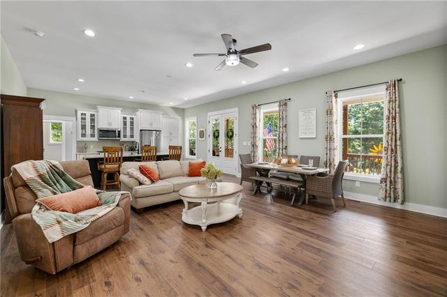 254 SPRING CREST Road, Cleveland, GA 30528