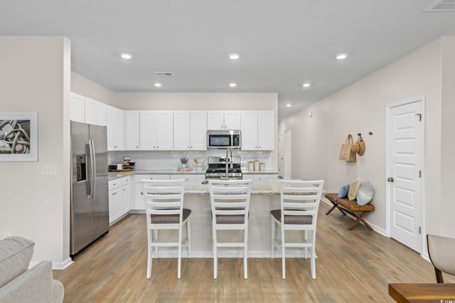 524 Cambria Dr, Conway, SC 29526