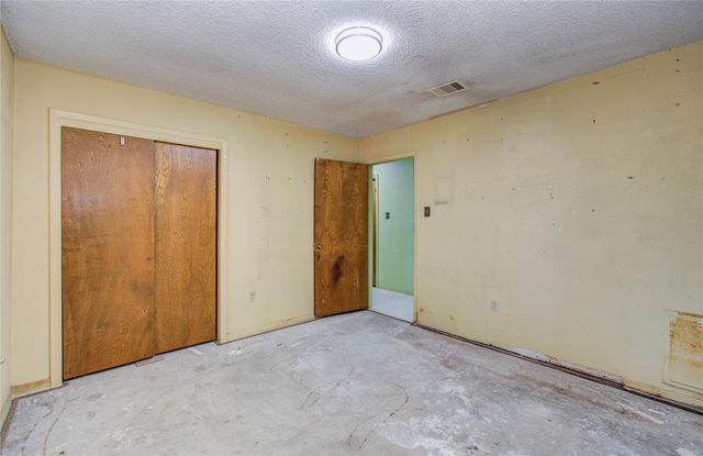 6003 Hoover Street, Houston, TX 77092