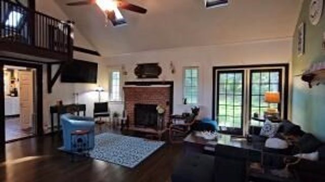 85 Presidents Rd WINTER, Bourne, MA 02532