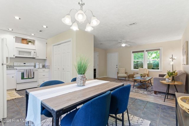 5049 Ferndale Road, Wilmington, NC 28411