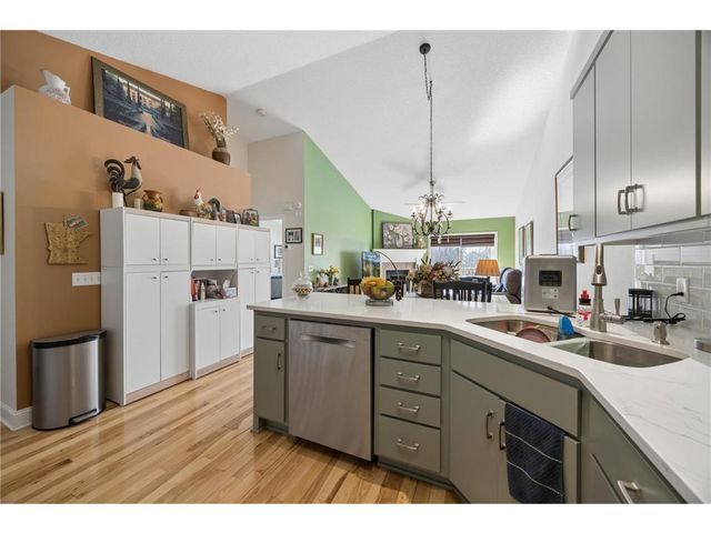 678 86th Lane, Minneapolis, MN 55433